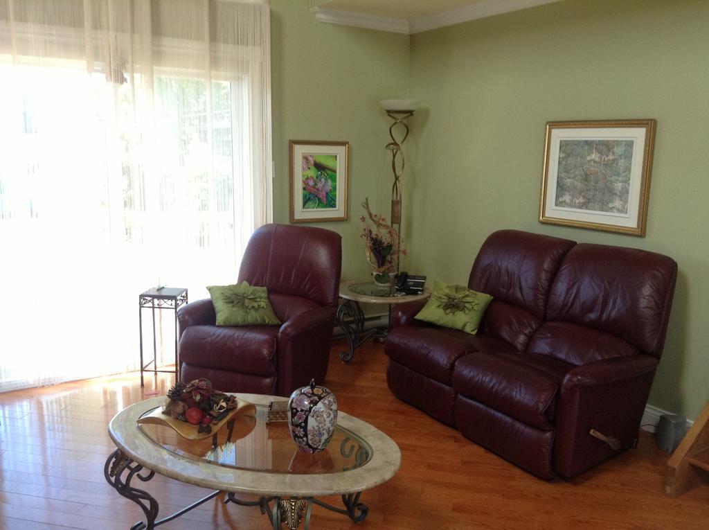 Douces Evasions Bed & Breakfast Saint-Anselme Exterior foto